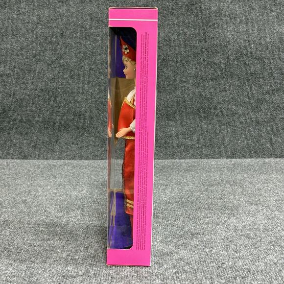 Vintage Russian Barbie Doll 16500 Mattel Dolls‎ of the World Collection NIB 1996 - Picture 6 of 11